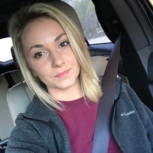 Meet your Posher, Dakotah